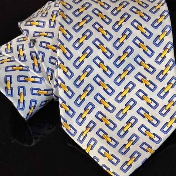 Gucci Gold Silk Tie Link Chain EUC Neckwear White Blue Preppy Statement Formal - Picture 1 of 6